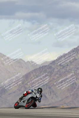 media/Nov-16-2025-Race Pace (Sun) [[8c5fa54630]]/Verified Riders/5-Turn 9 (1135am)/